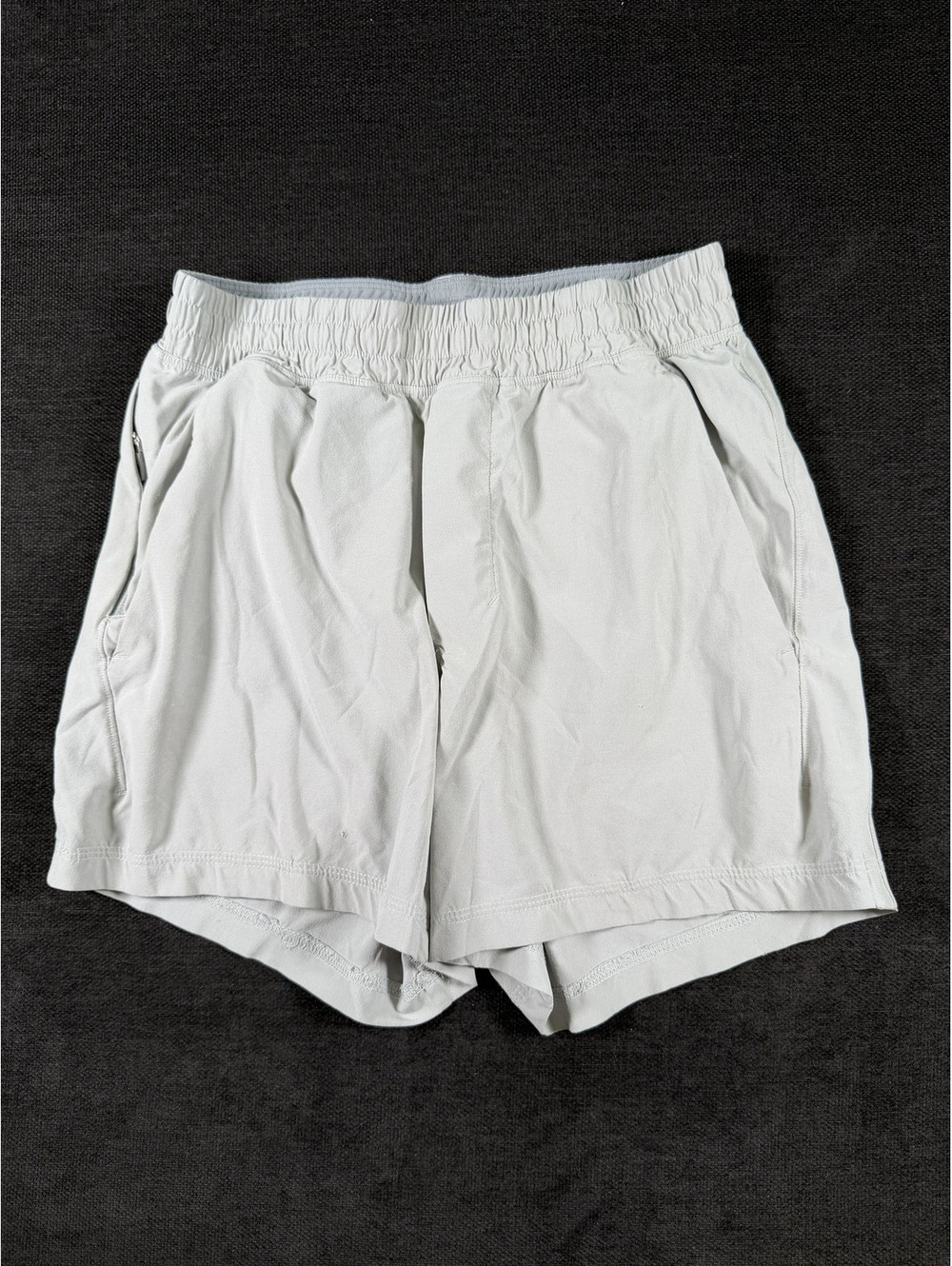 Lululemon Men's Light Gray Athletic Shorts Size XS